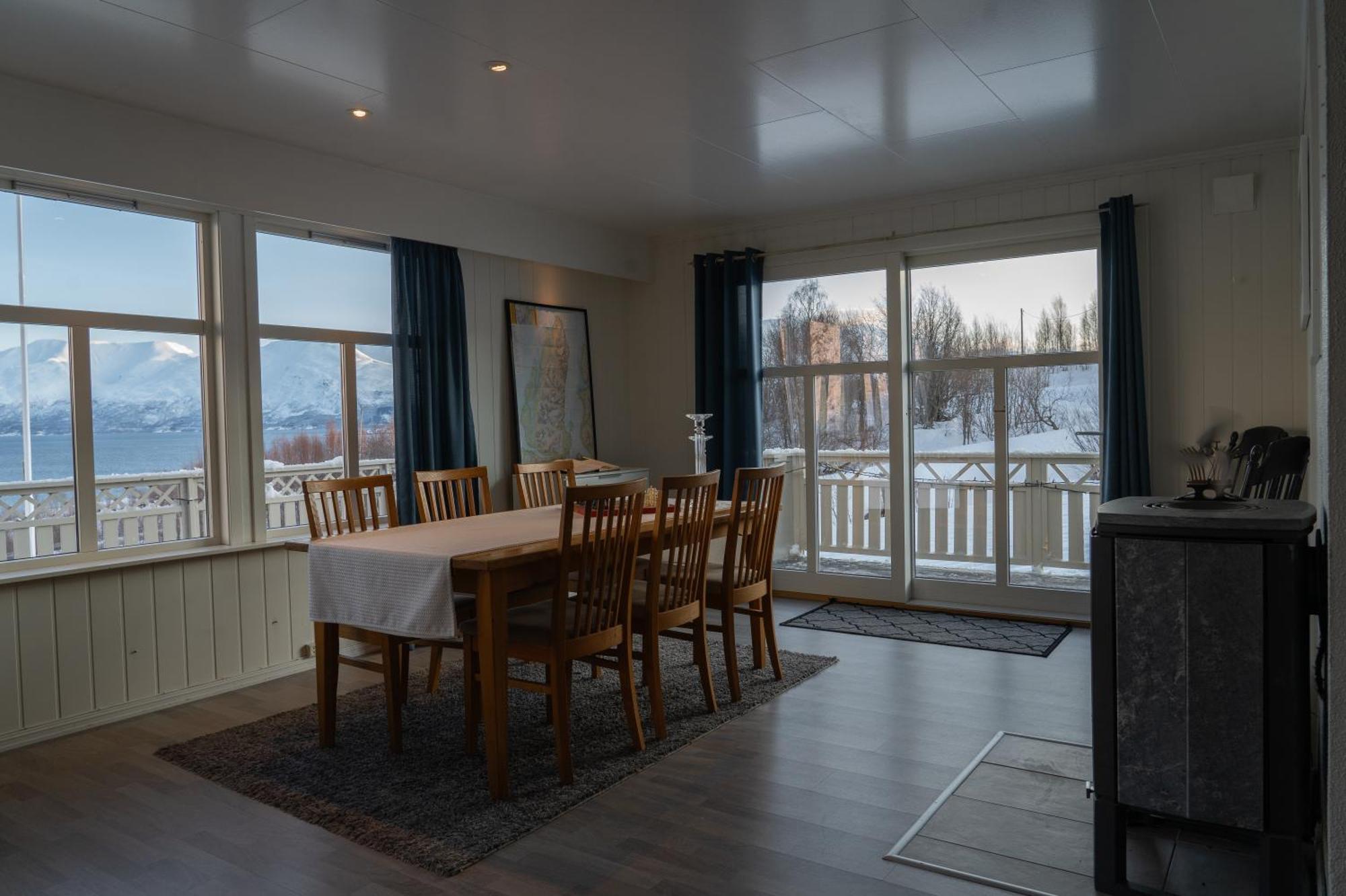 Willa Lyngen Aurora House Koppangen Zewnętrze zdjęcie